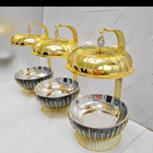 Round chaffing dishes and classic Good for home use and occasion